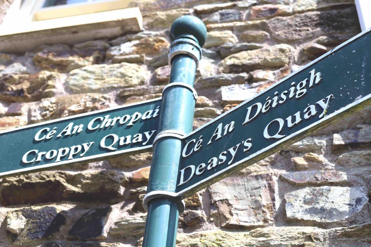 Long Quay Apartments, Clonakilty Exterior photo